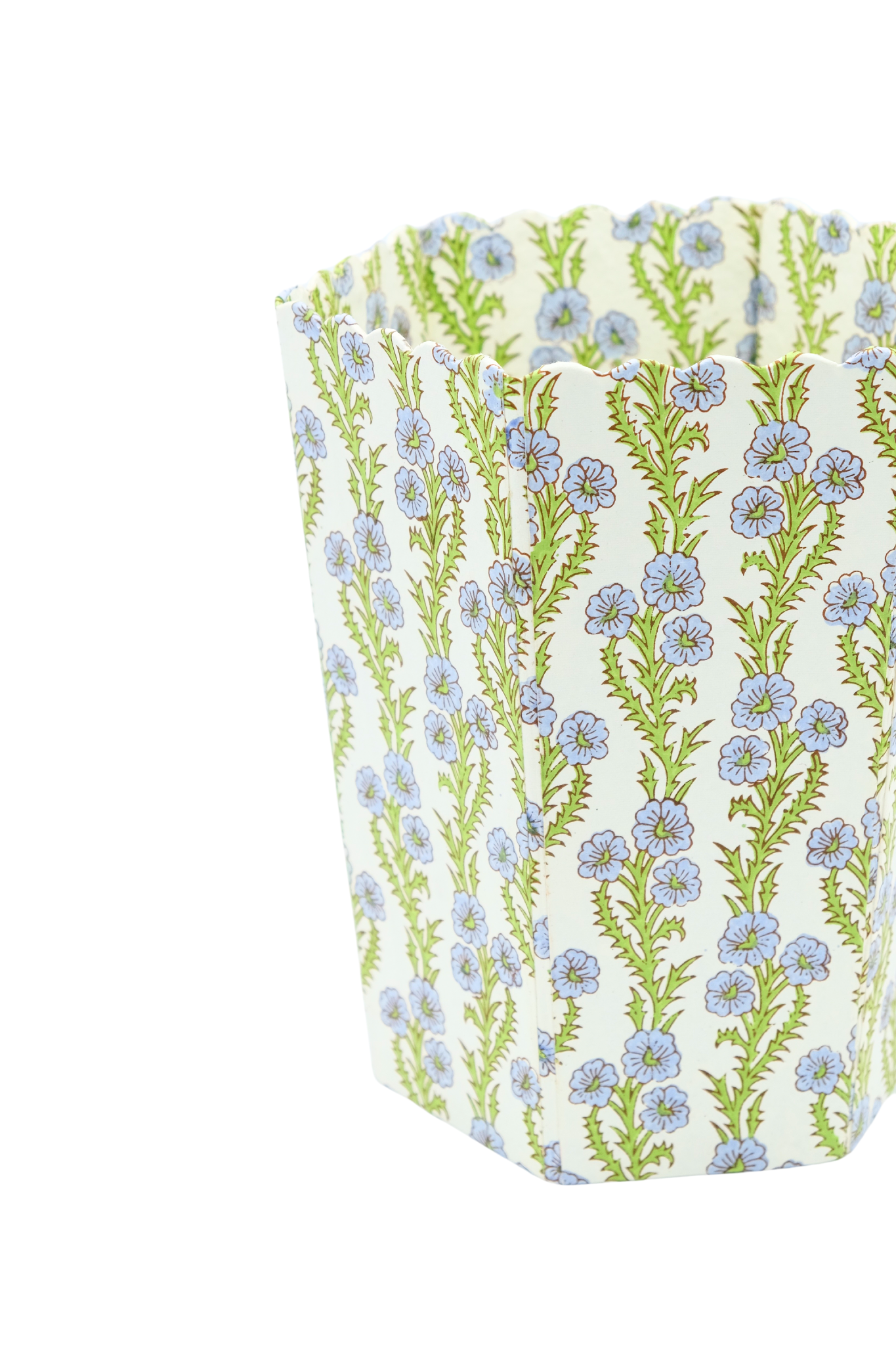 Scallop-edged storage bin with forget-me-not blue floral blockprint