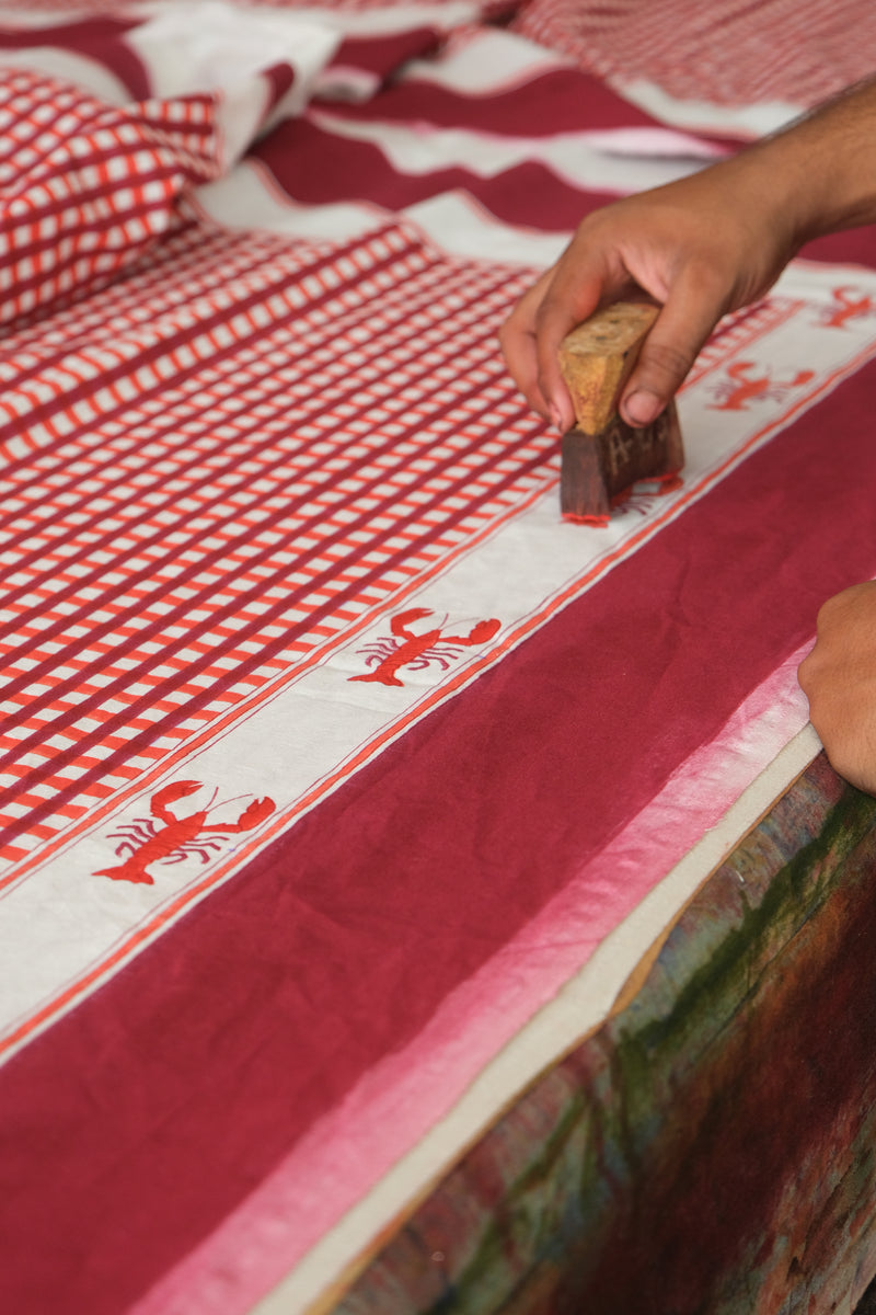 TABLESCAPES & TABLELINENS