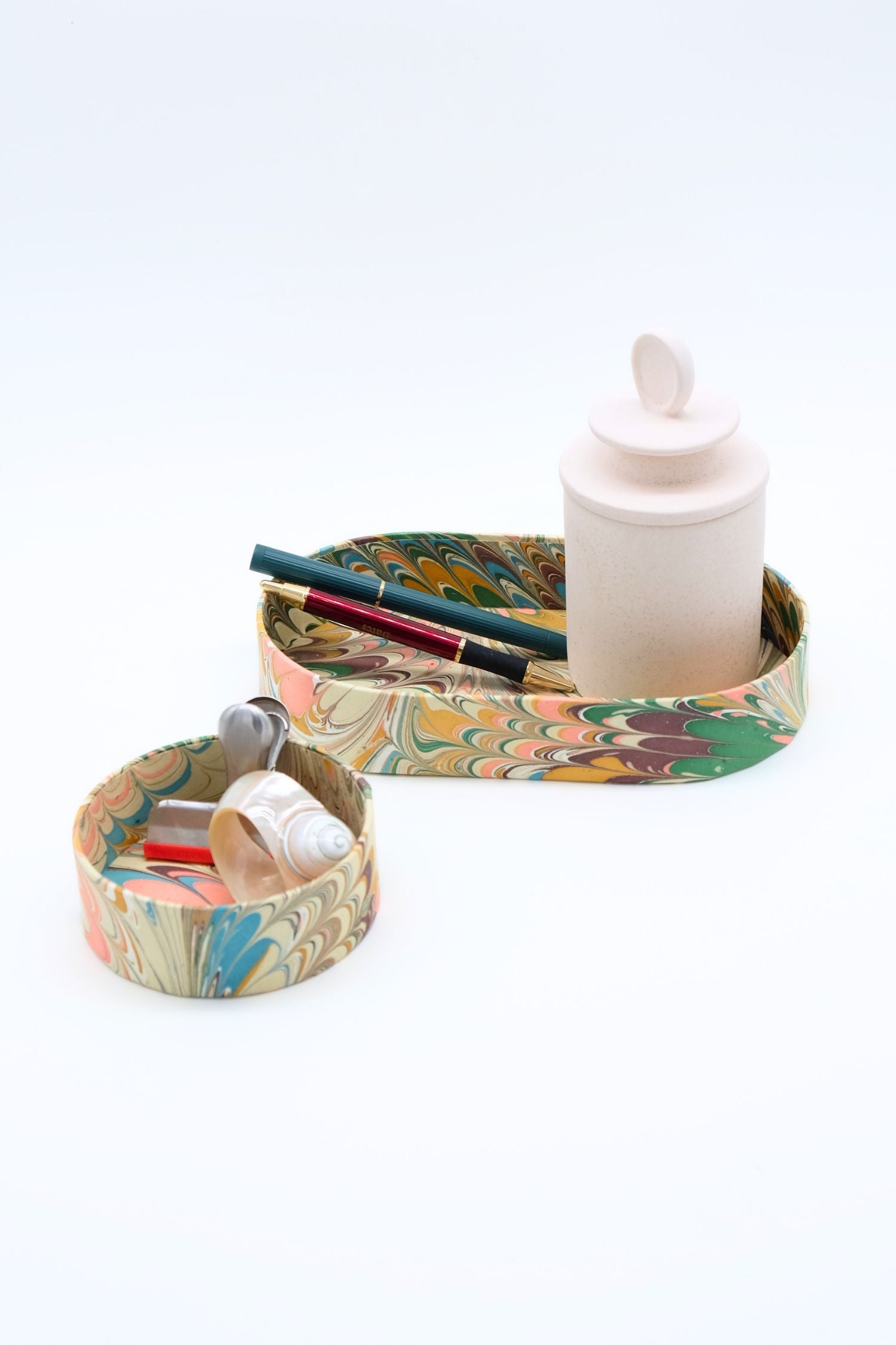 Nesting hand-marbled oval desk tray set with flatiron feathers marbling holding pens and container