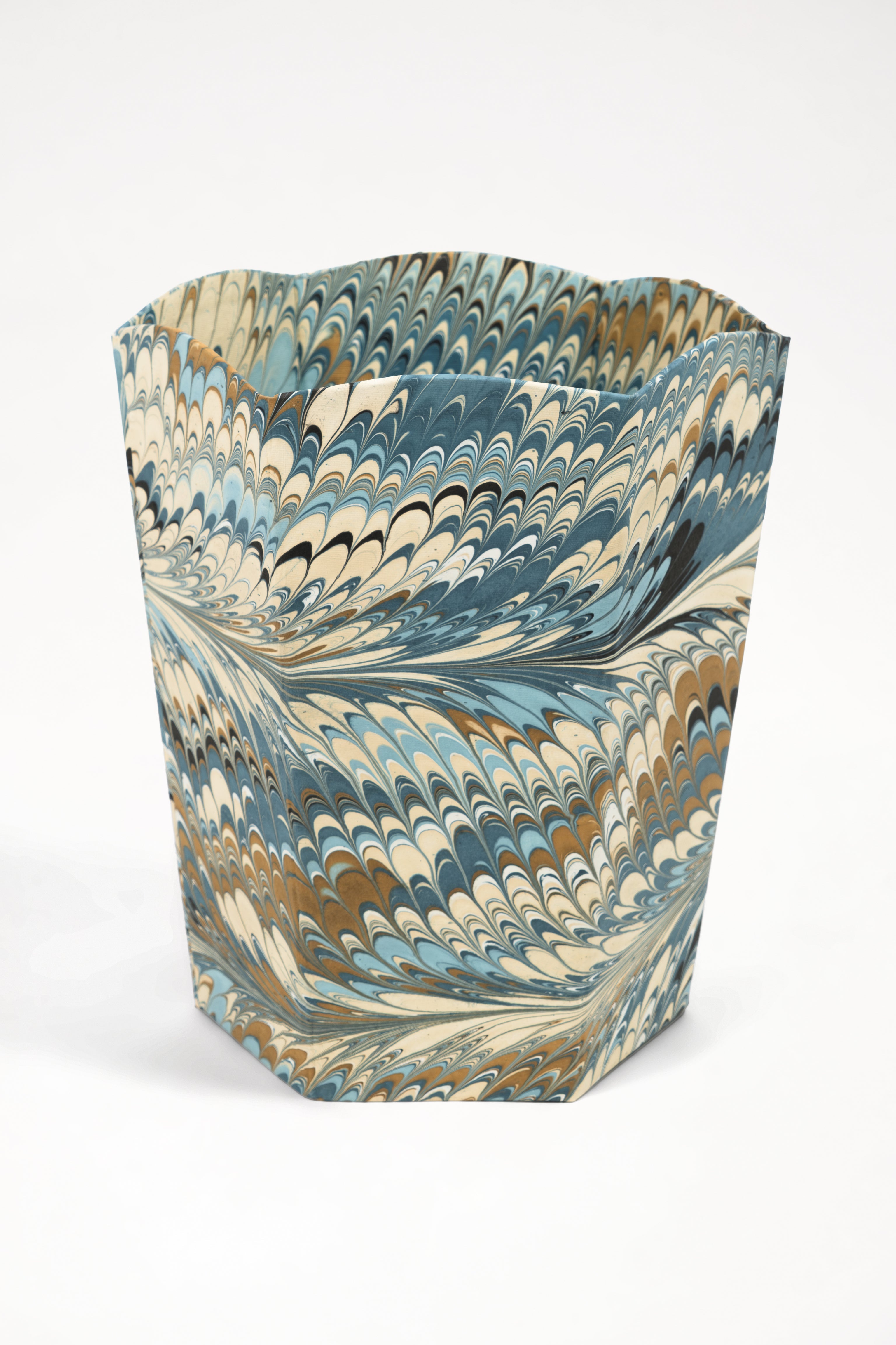 Hand-marbled scallop waste bin storage bin in nila feathers pattern